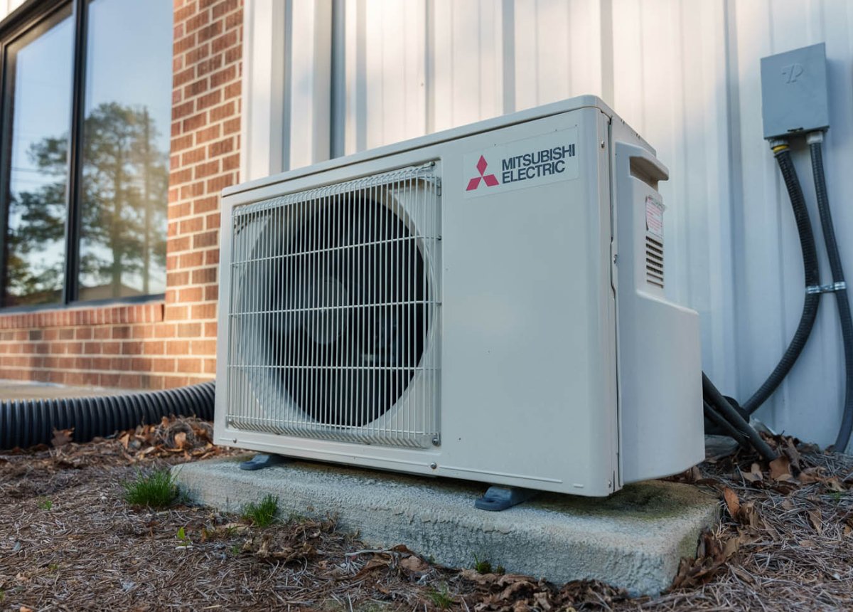 Central Air vs. Ductless Mini-Split: Which Is the Right Choice for Your Home Addition or Sunroom?